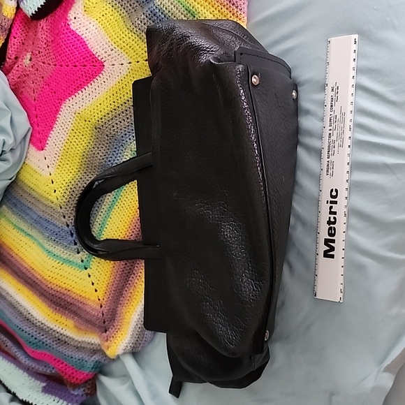 Cromia Genuine Leather Large Black Tote - Picture 2 of 9